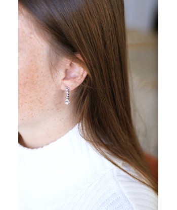 Boucles d'oreilles Art Déco diamants Dans la société mordern