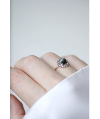 Bague marguerite oeil de chat diamants est présent 