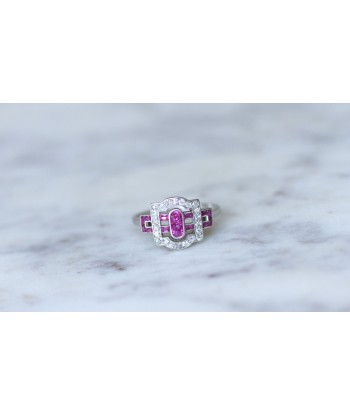 Bague Art Deco diamants et rubis calibrés Les êtres humains sont 