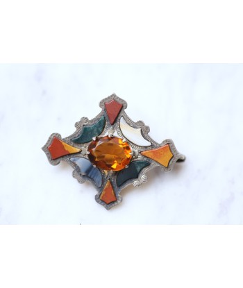 Broche losange Ecossaise ancienne en argent, jaspe, et agate une grave pollution 